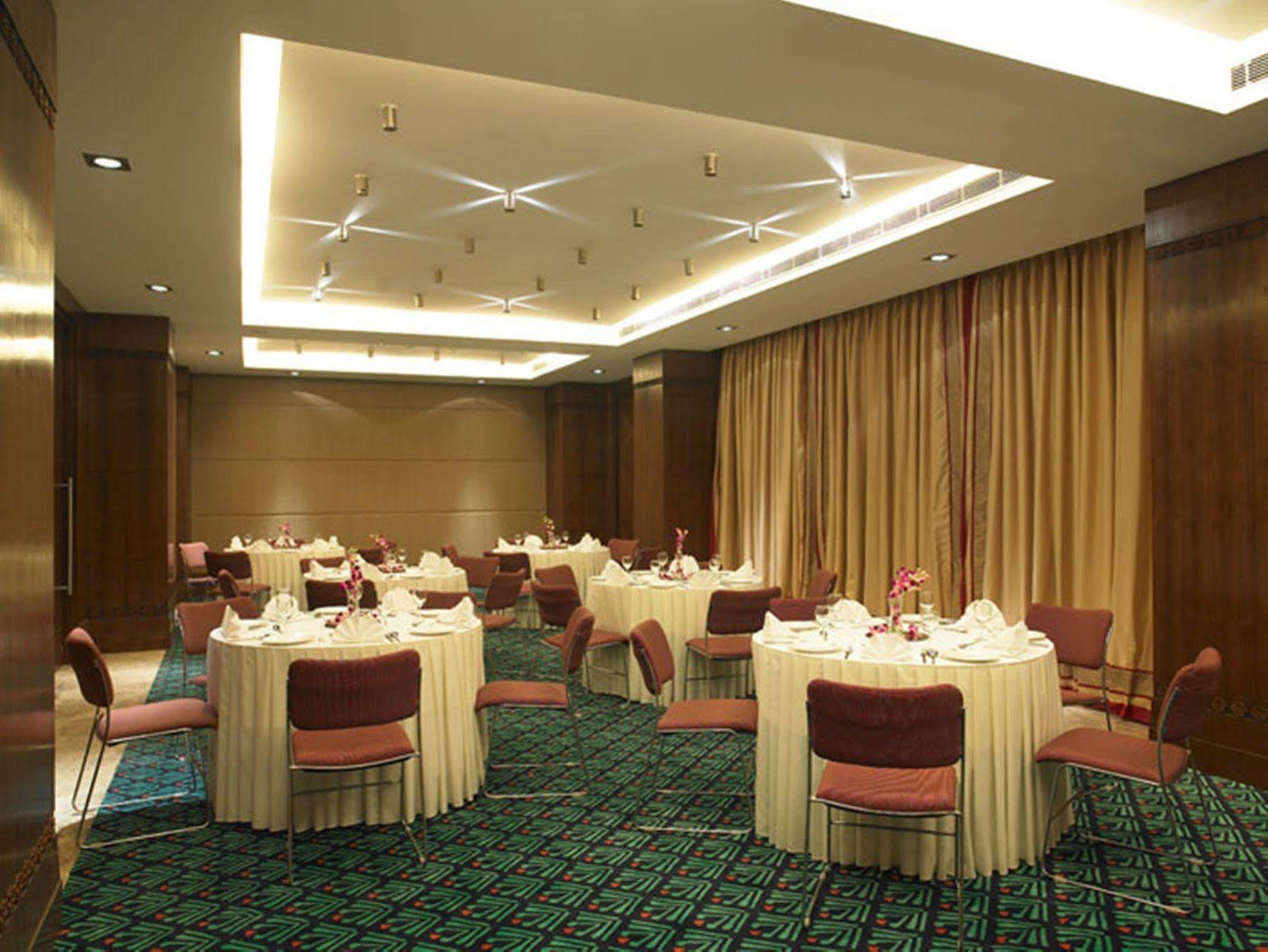 Royal Orchid Central Jaipur, Bani Park Εξωτερικό φωτογραφία